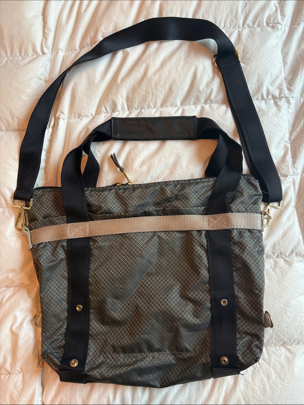 ANDI New York convertible tote bag in a gray grid pattern. - Picture 6 of 12